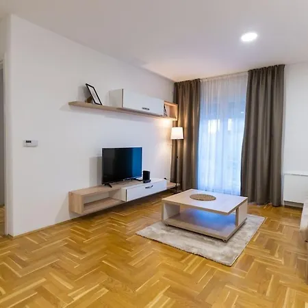 President Apartman 1 Apartment *