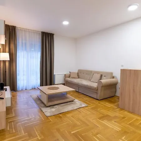 President Apartman 1