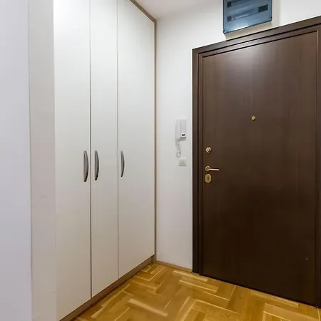 President Apartman 1 *